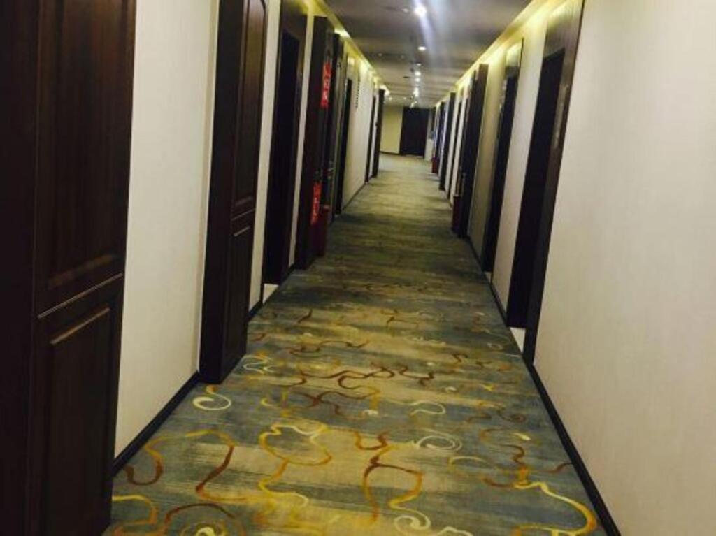 Суйнин: Suining Yaxia Hotel (Logistic Port Jianxuan City)