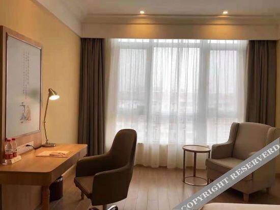 Лиаоченг: Vienna 3 Best Hotel(front street of Dongafu)
