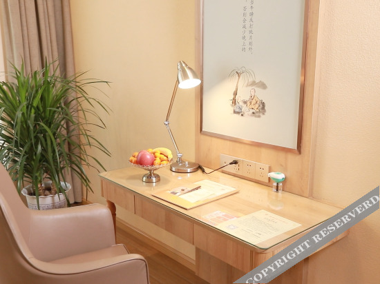 Лиаоченг: Vienna 3 Best Hotel(front street of Dongafu)