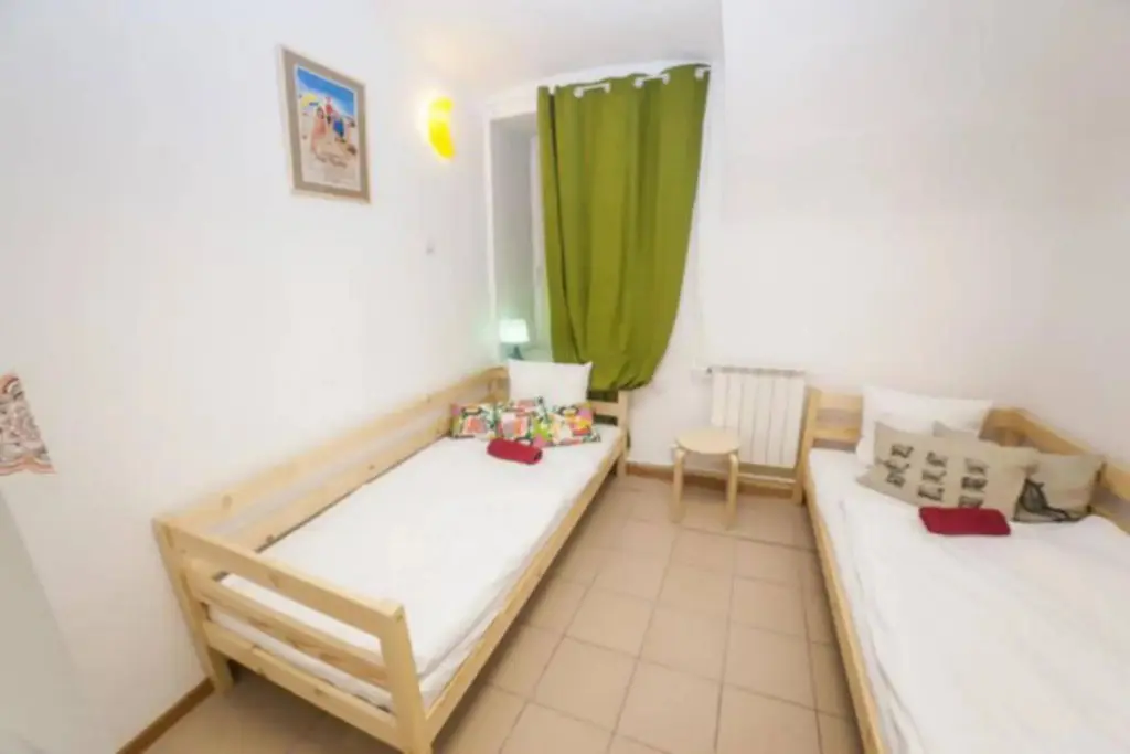 Санкт-Петербург: Velohostel Marata