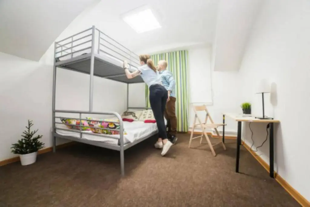 Санкт-Петербург: Velohostel Marata