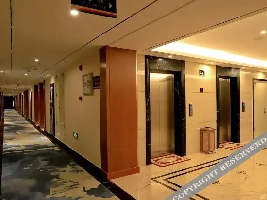 Сюйчжоу: Super 8 Hotel (Peixian lingchuang international store)