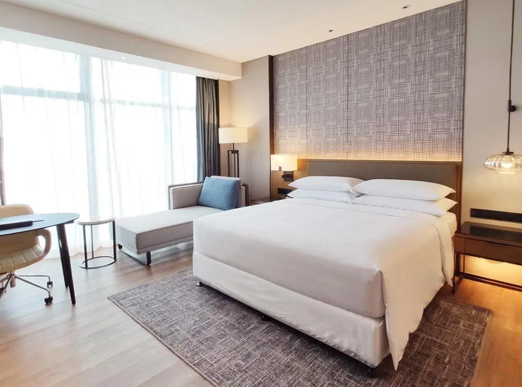 Кайфын: Sheraton Kaifeng