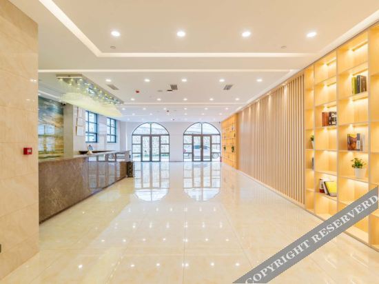 Тайан: Yintong  Holiday  Inn(Tai'an Fangte Branch)