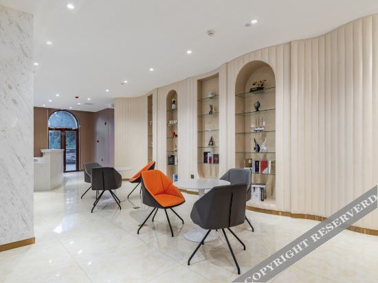 Тайан: Yintong  Holiday  Inn(Tai'an Fangte Branch)