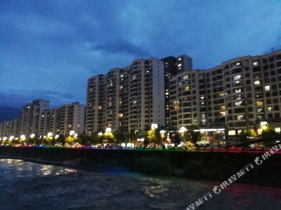 7 Premium(Longnan Changjiang Avenue) — фото 1