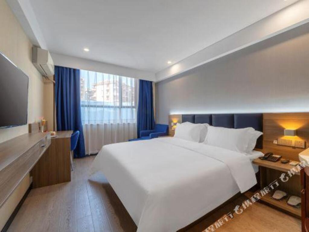 Куньмин: 7 days superior hotel (Kunming Wanhong Road store)