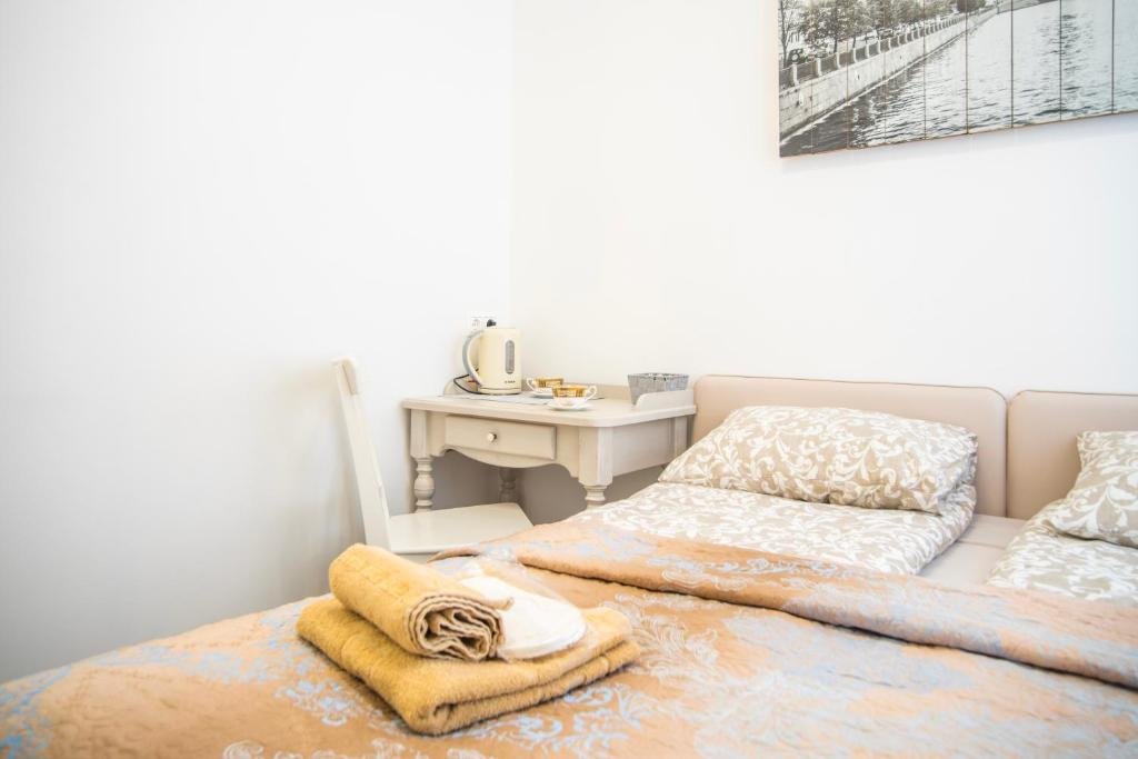 Санкт-Петербург: Меблированные комнаты Bridges SPb Rooms