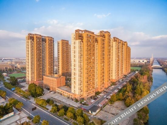 Luyi Hotel — фото 1