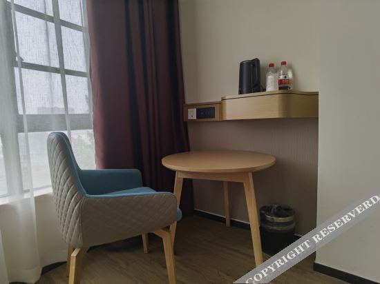 Хуанши: City convenient hotel (Yangxin high speed railway station store)