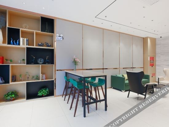 Шицзячжуан: City Comfort Inn(Shijiazhuang Vientiane City Jiefang square subway station store)