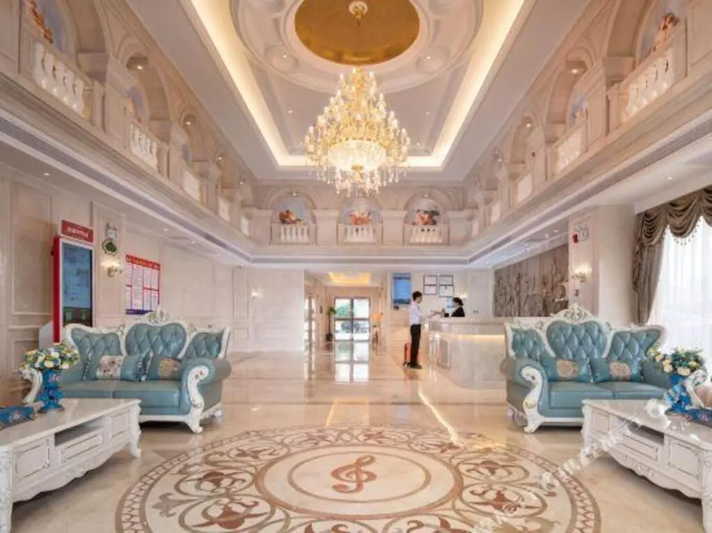 Ичан: Vienna Hotel