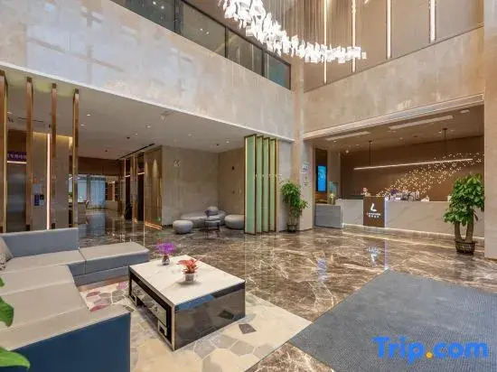 Пиннань: Lifeng Hotel (Pingnan financial investment building)