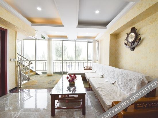 Чжанцзякоу: Zhangjiakou yiju express hotel