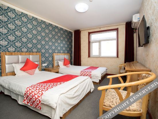 Чжанцзякоу: Zhangjiakou yiju express hotel