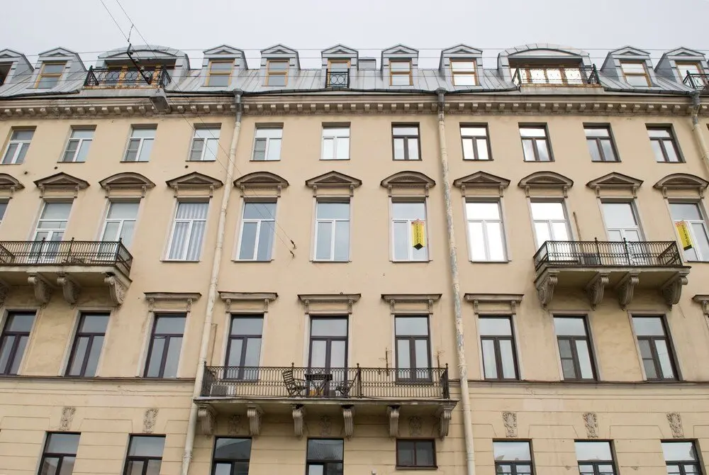 Санкт-Петербург: Апарт-отель «Эмигранты», наб. реки Фонтанки