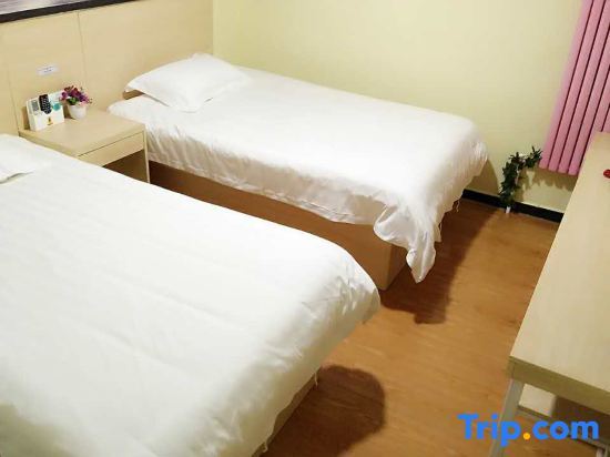 Пекин: Super 8 Hotel (Beijing Capital Airport T3 Liqiao)