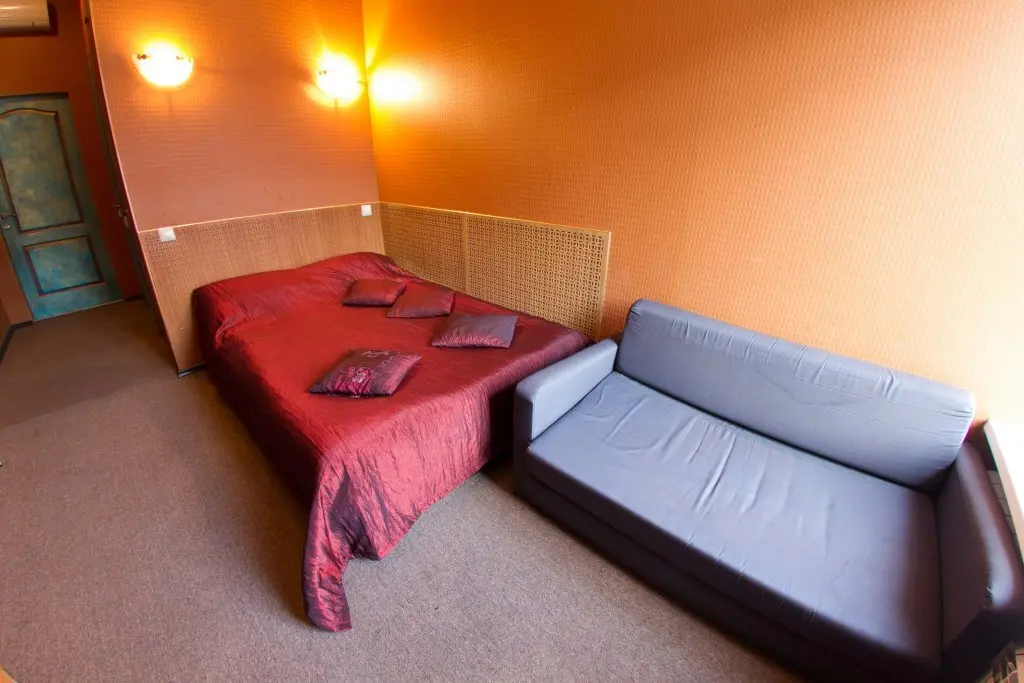 Санкт-Петербург: The first hotel
