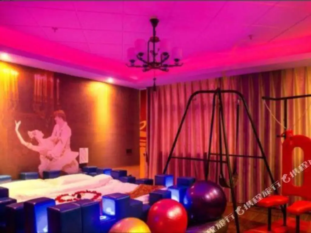 Уси: Yuan chen Business Hotel