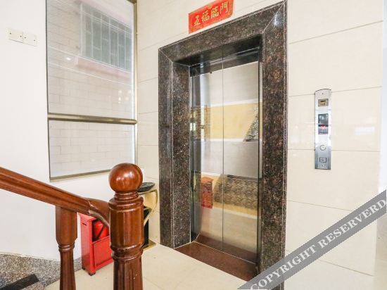 Чжаньцзян: Zhanjiang changtian apartment