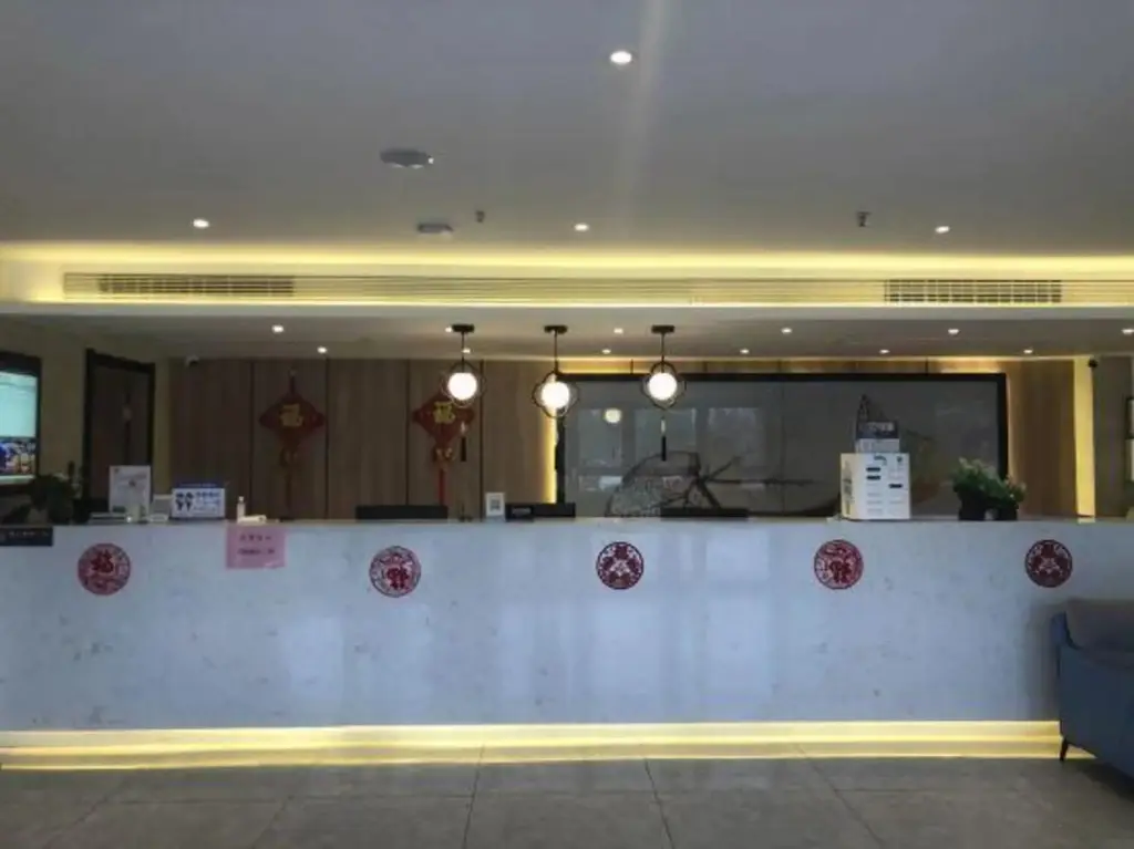 Цзюцзян: Green Tree Inn Jiujianglinjiang Hotel