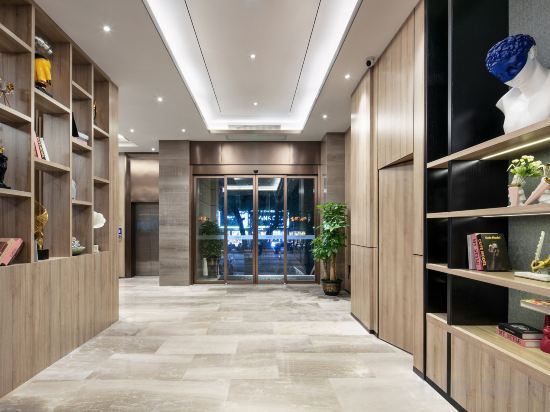 Чэньчжоу: Maureen Hotel (Anren Xintiandi Plaza)