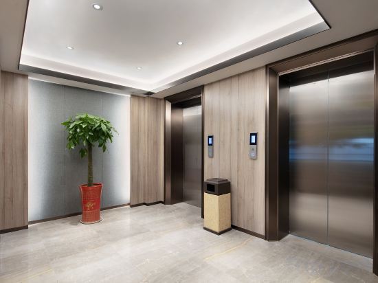 Чэньчжоу: Maureen Hotel (Anren Xintiandi Plaza)