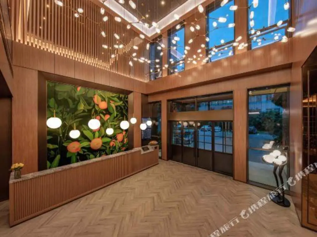 Нинбо: Orange Hotel(Yuyao Colorful Town)