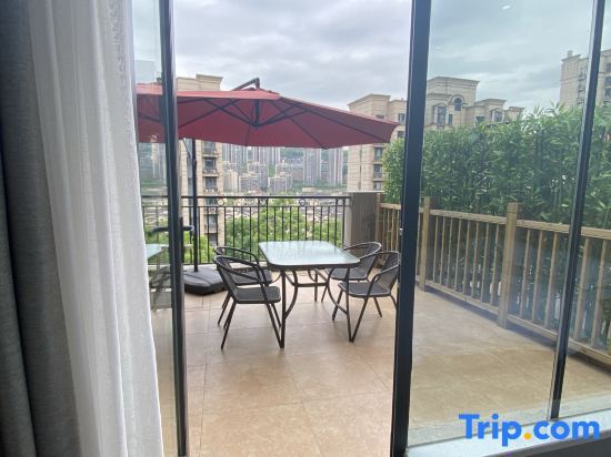 Чунцин: Yiyun International Hotel Apartment