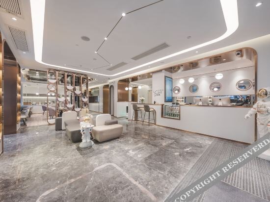 Нанкин: Nanjing Confucius Temple Zhonghua Gate Metro Station Light Residence Hotel