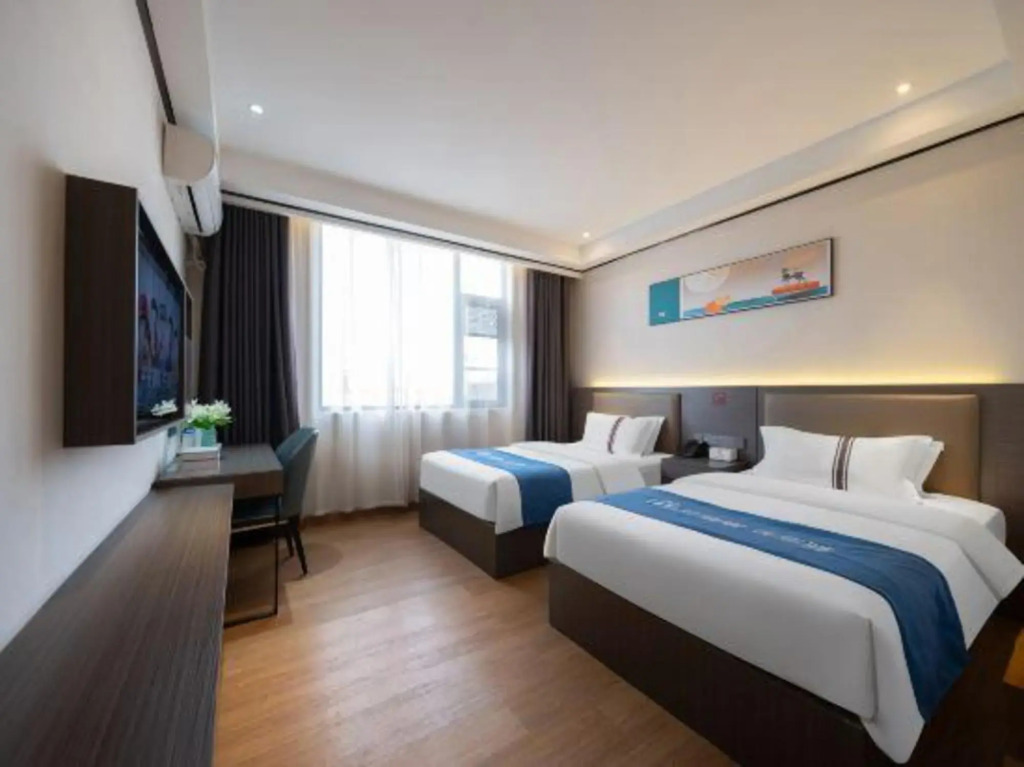 Чжоукоу: Home Inn Huaxuan Hotel Select (Zhoukou Taifuling Branch)