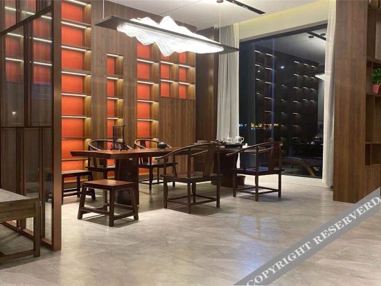 Цзинань: Huayi Hotel (Guodian town government store, Jinan)