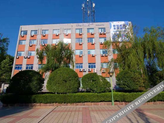 Цзинань: Huayi Hotel (Guodian town government store, Jinan)