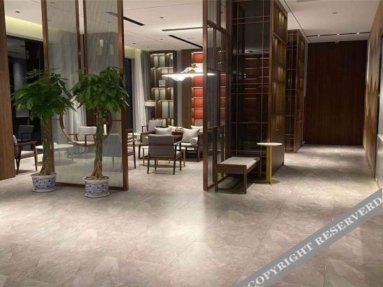 Цзинань: Huayi Hotel (Guodian town government store, Jinan)