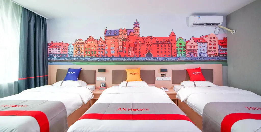 Цзинань: Yiyi Chain Hotel (Jinan Zhangqiu North Railway Station)