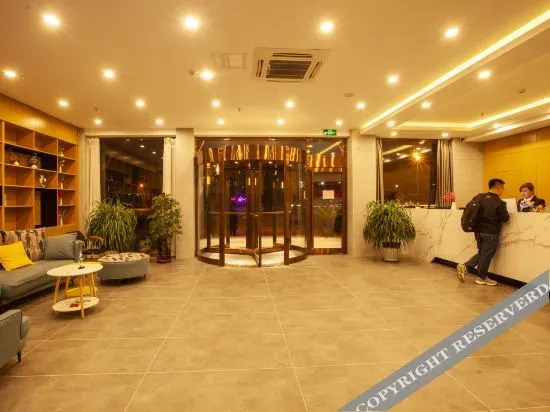 Цзиньчжоу: GreenTree Inn Express Hotel (Jinzhou Gangbijiashan Branch)