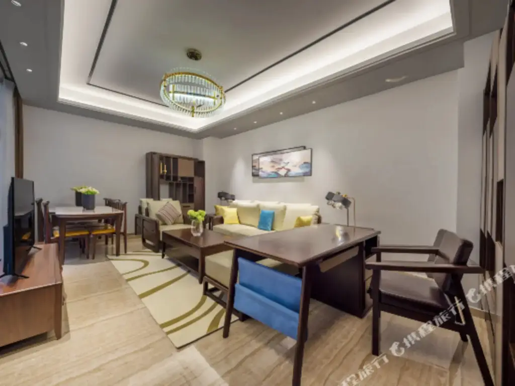 Гуанчжоу: Golden Leaf Mid-hill Spa Apartment