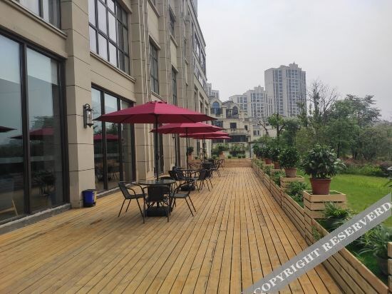 Ичунь: ECHARM(FengCheng，FengShuiHu)
