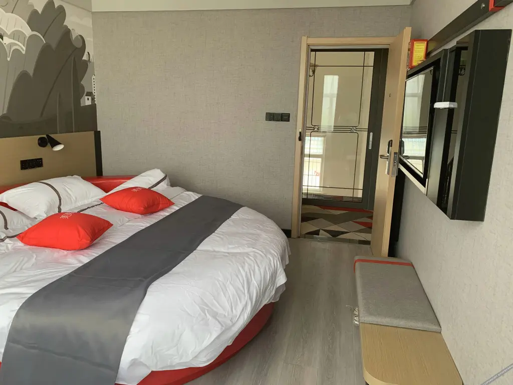 Хецзе: Thank U Hotel((Chengwu Dangji Town Yingbin Avenue Store))