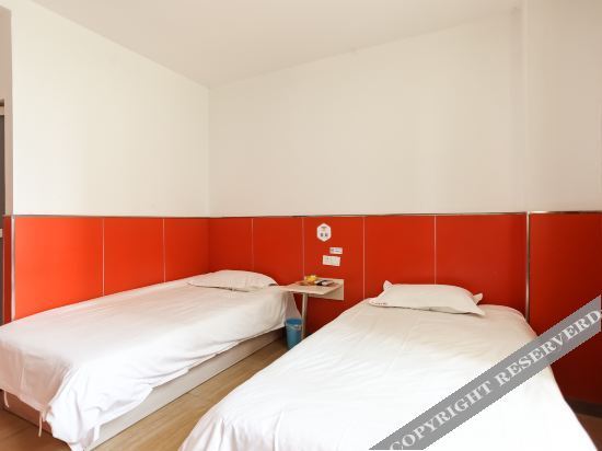 Ляньюньган: Home Inn Huaxuan Hotel (Yiguanlan International Shop)