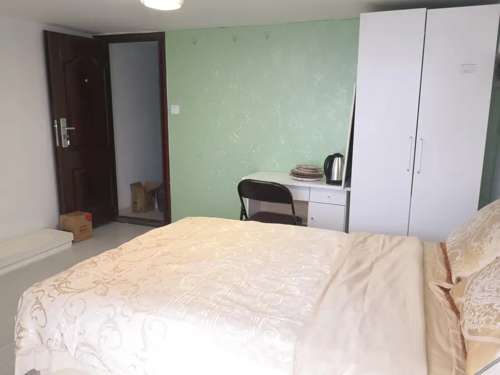 Шанхай: Kabu Light Luxury Apartment (Songjiang Sijing Subway Station)
