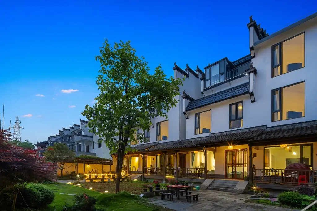 Floral Hotel·Xianju Shuangxi Hostel (Wuyuan Scenic Area Moon Bay) — фото 1