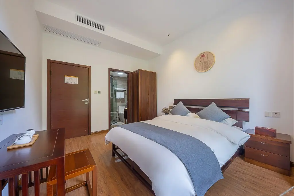 Уюань: Floral Hotel·Xianju Shuangxi Hostel (Wuyuan Scenic Area Moon Bay)