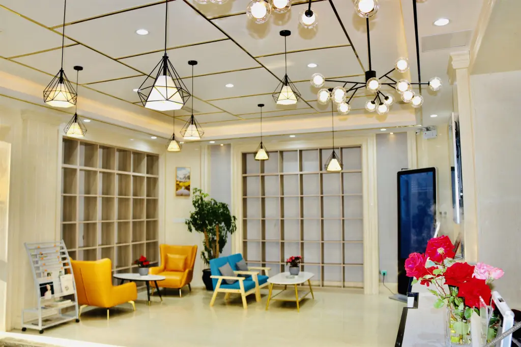 Гардзе: Flower Meishi Hotel (Ganzi Baita Park Shop)