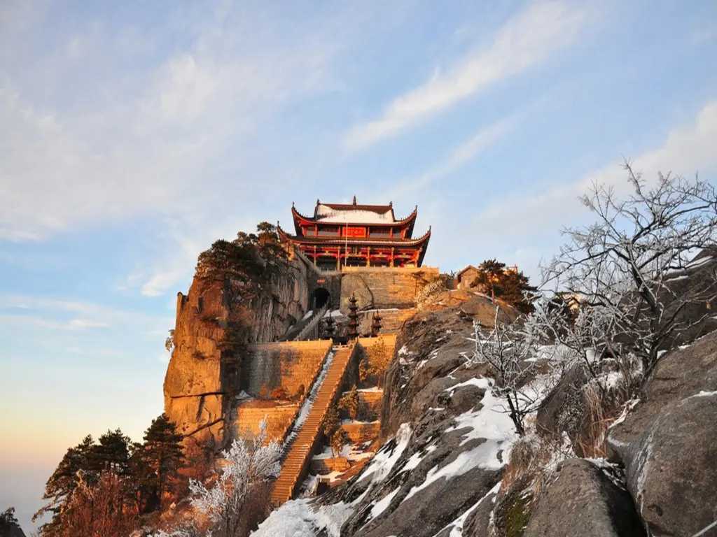 Чичжоу: Floral Hotel · Shitai Xishuiwan bathing pool Home Inn (bathing pool Xiquan Resort)