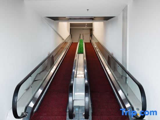 Пекин: Super 8 Hotel (Beijing Shunyi Shimen)