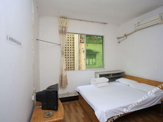 Чунцин: Shuijing Apartment