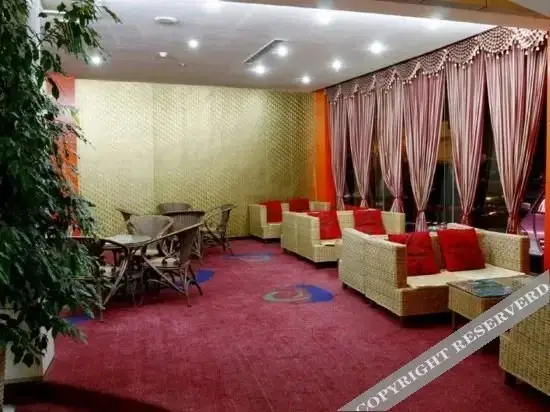 Ханчжоу: Tonglu Xin Yue