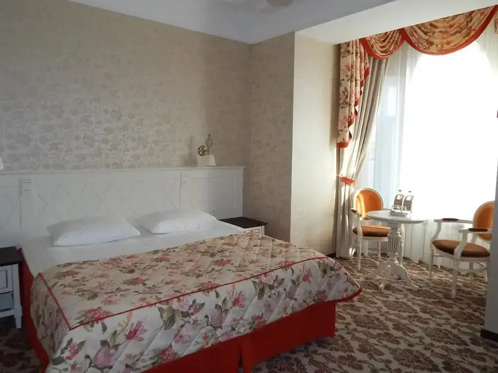 Санкт-Петербург: Kamelot hotel