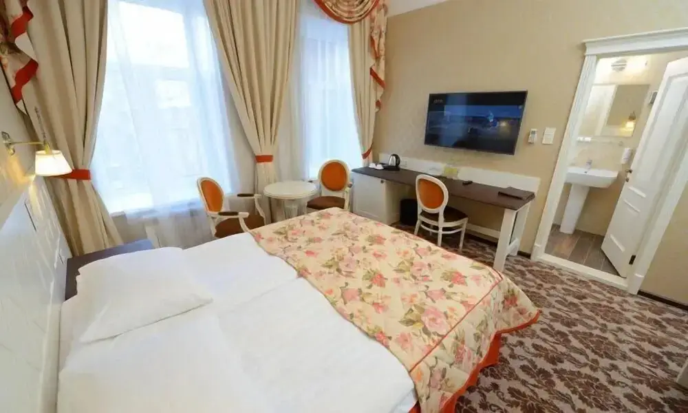 Санкт-Петербург: Kamelot hotel